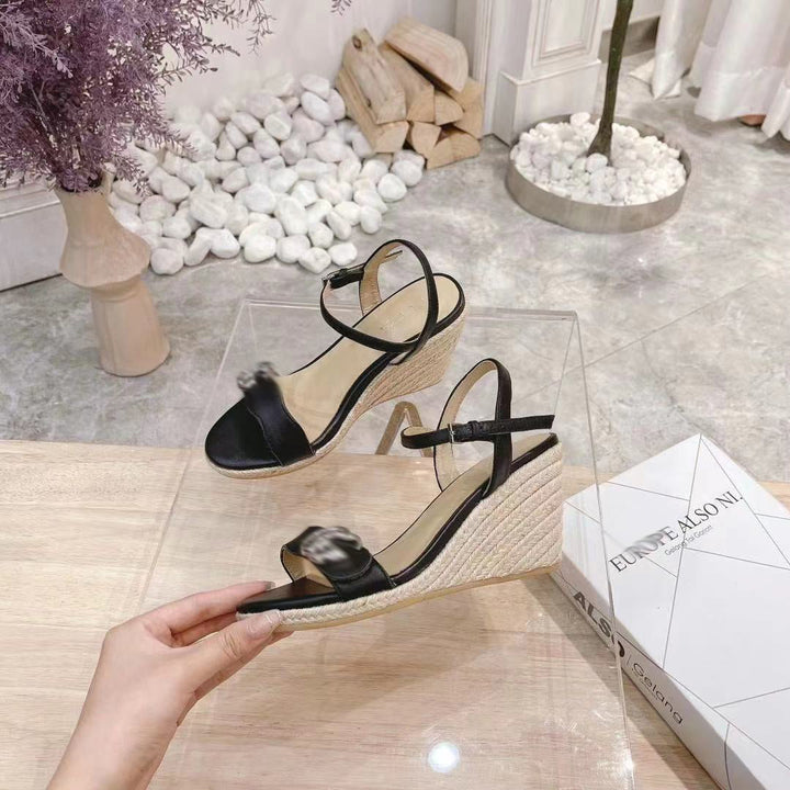 SE496  Size 5-10   Heels:8cm Material: Sheep skin Sole: Rubber leather