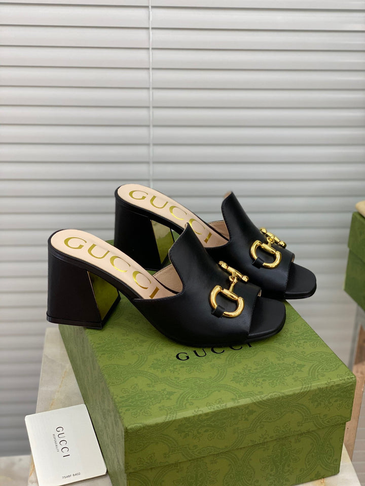 SE500 Size 5-10 Heels:7.5cm Material: Cowhide Lining: Sheep skin Sole: Italian leather