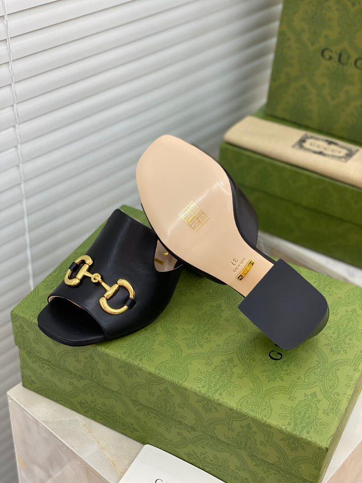 SE500 Size 5-10 Heels:7.5cm Material: Cowhide Lining: Sheep skin Sole: Italian leather