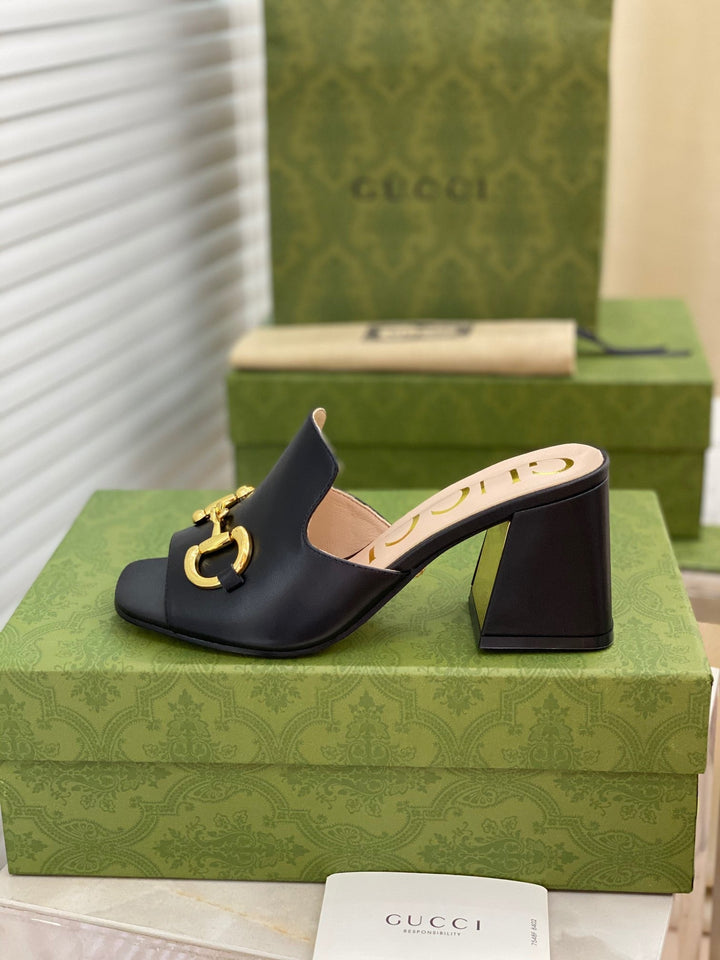 SE500 Size 5-10 Heels:7.5cm Material: Cowhide Lining: Sheep skin Sole: Italian leather