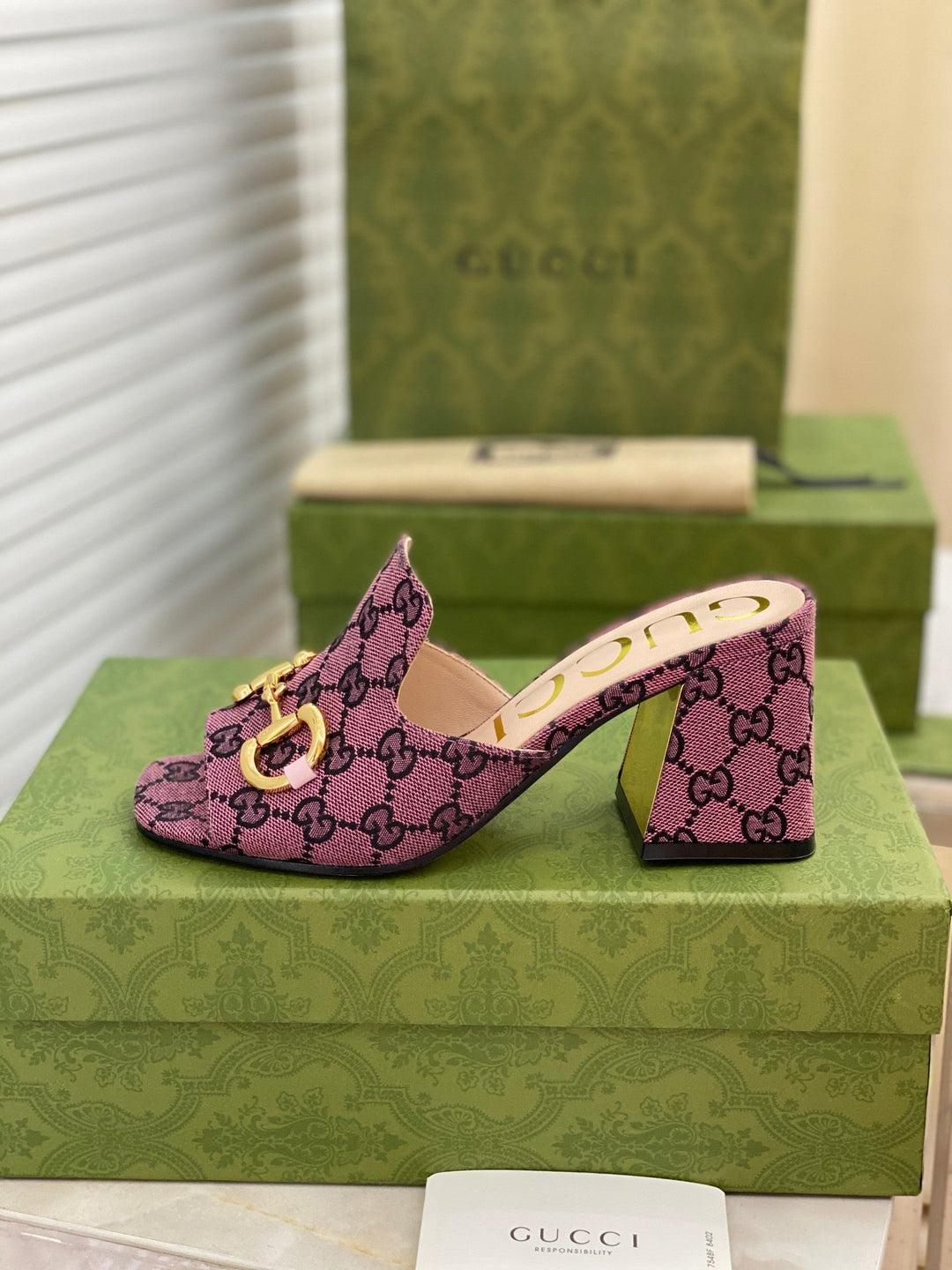 SE504  Size 5-10 Heels:7.5cm Material: Cowhide Lining: Sheep skin Sole: Italian leather