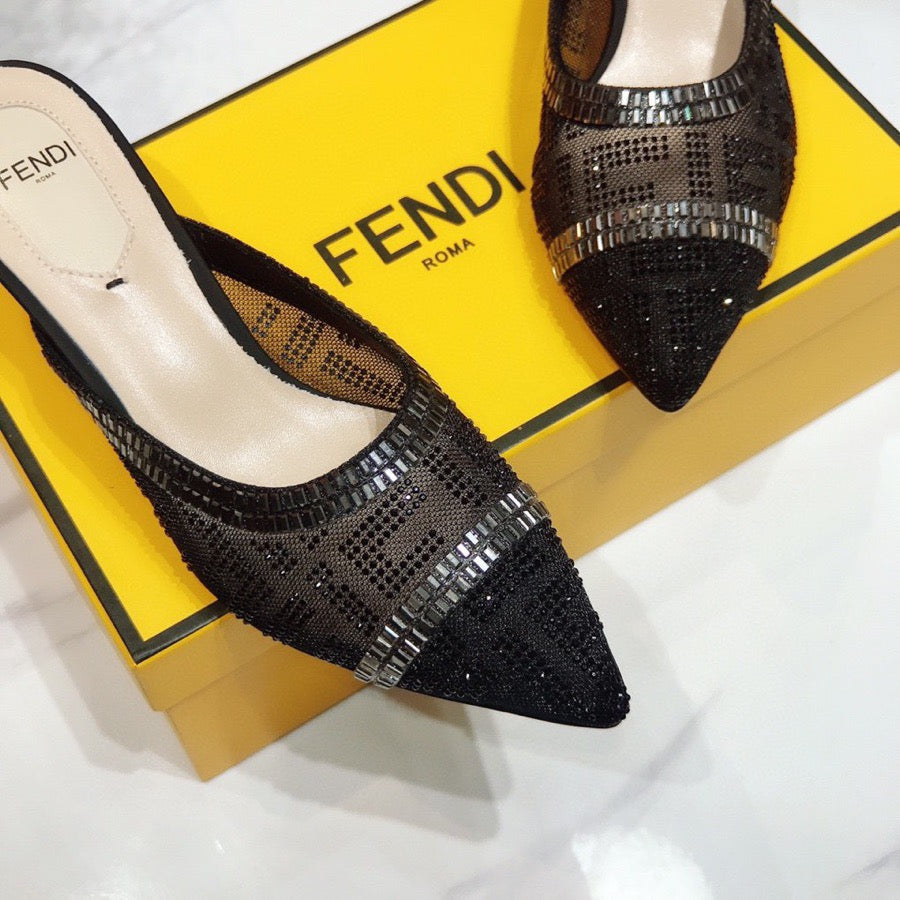 SE513 Size 5-10    Heels:5.5cm Lining: Sheep skin Sole: Italian leather