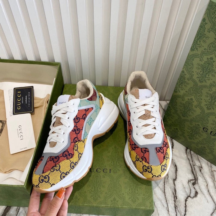 SE524  Men's Size 7-11  Women's Size 5-10