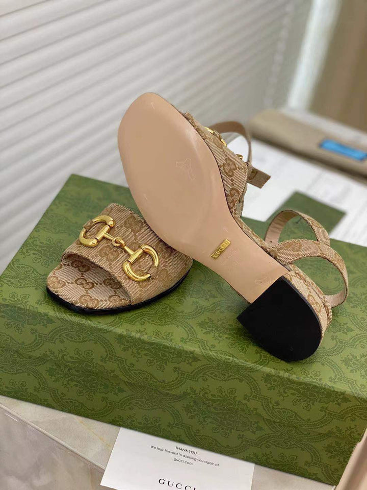 SE556  Size 4-10 Heels:2.5cm Lining: Sheep skin Sole: Italian leather