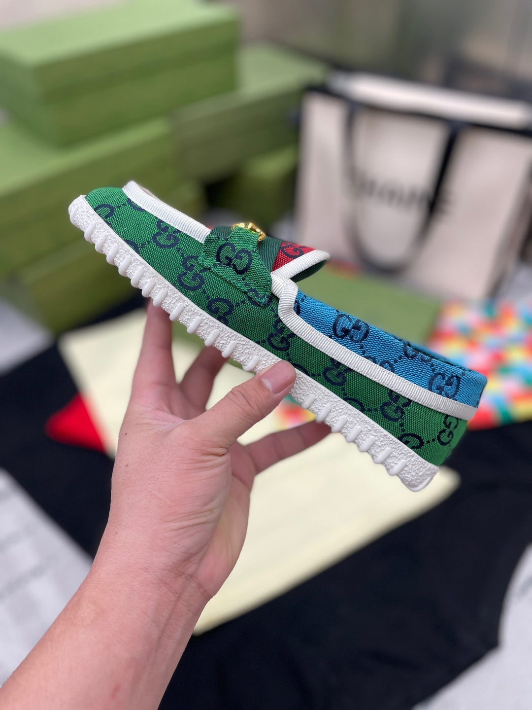 SE561  Size 4-9