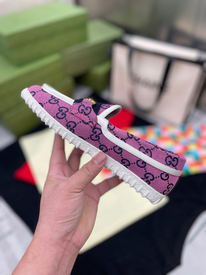 SE563  Size 4-9