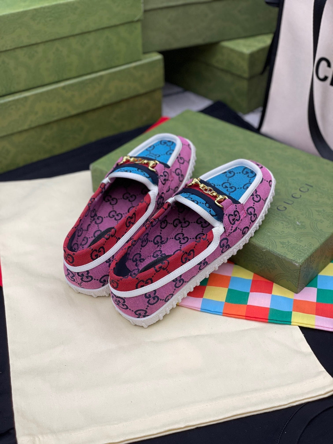 SE564   Size 4-9