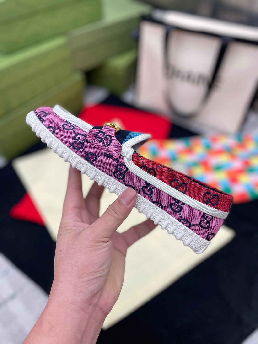 SE564   Size 4-9