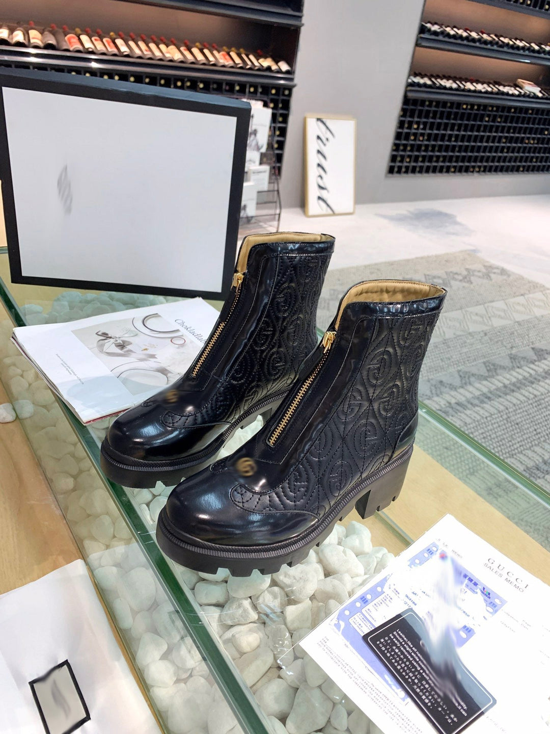 SE623 Size 4-11  Heels:6cm Material: Cowhide  Lining: Cowhide Sole: Rubber