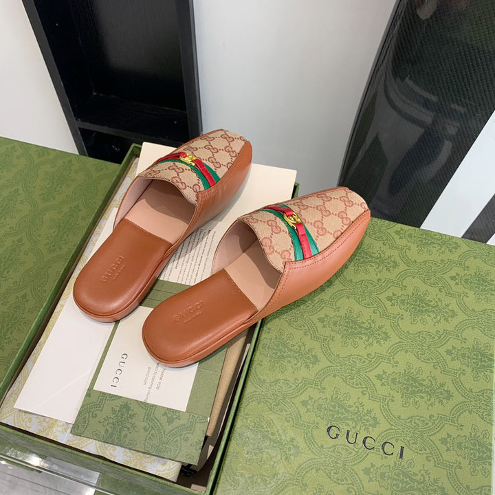 SE625 Size 5-9   Material: Cowhide  Lining: Sheep skin Sole: Italian leather