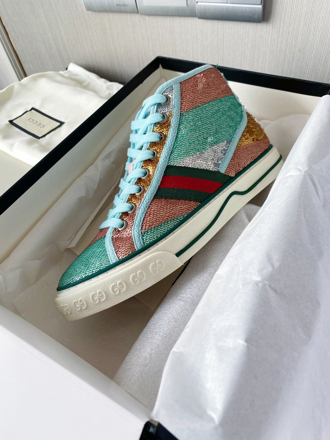 SE628  Size 5-10