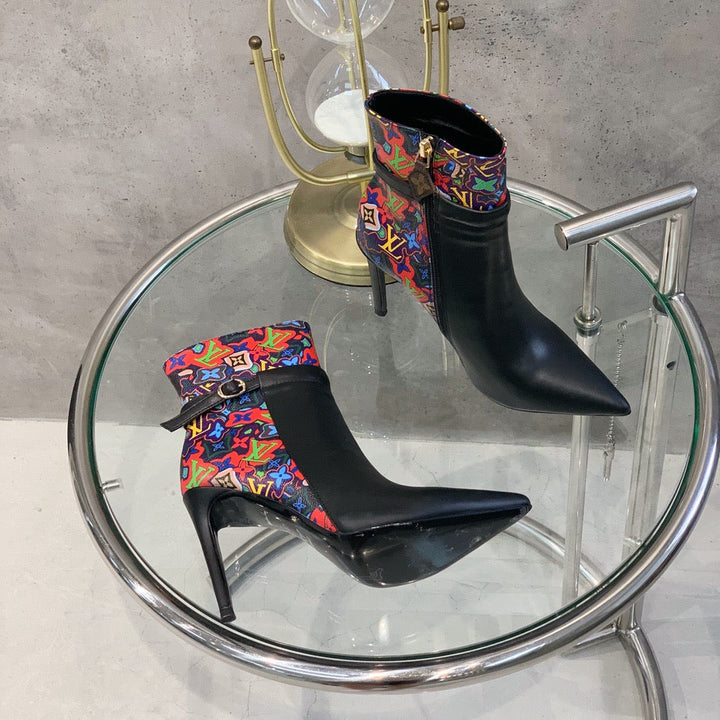 SE636 Size 4-11 Heels:10.5cm Material: Cowhide  Lining: Sheep skin Sole: Italian leather