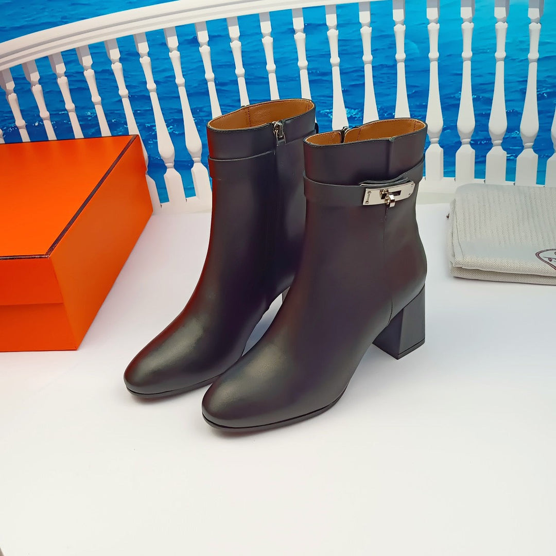 SE658 Size 4-10  Heels:7cm Material: Cowhide  Lining: Sheep skin Sole: Italian leather