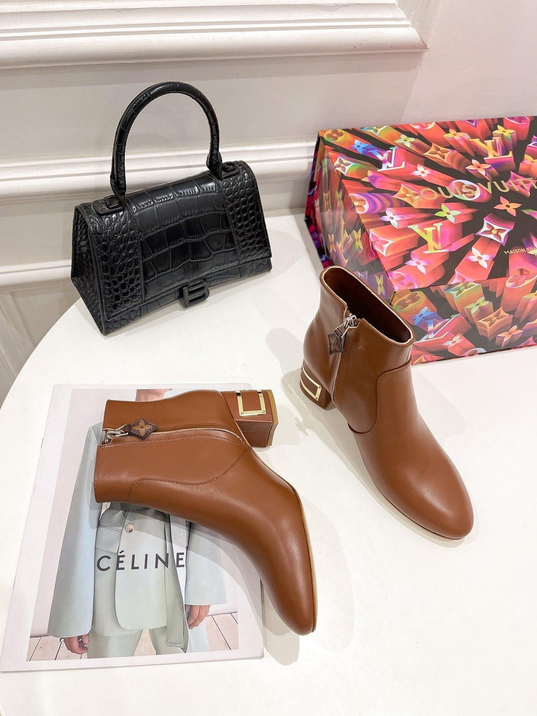 SE668  Size 4-9   Heels:5cm Material: Cowhide  Lining: Sheep skin Sole: Italian leather