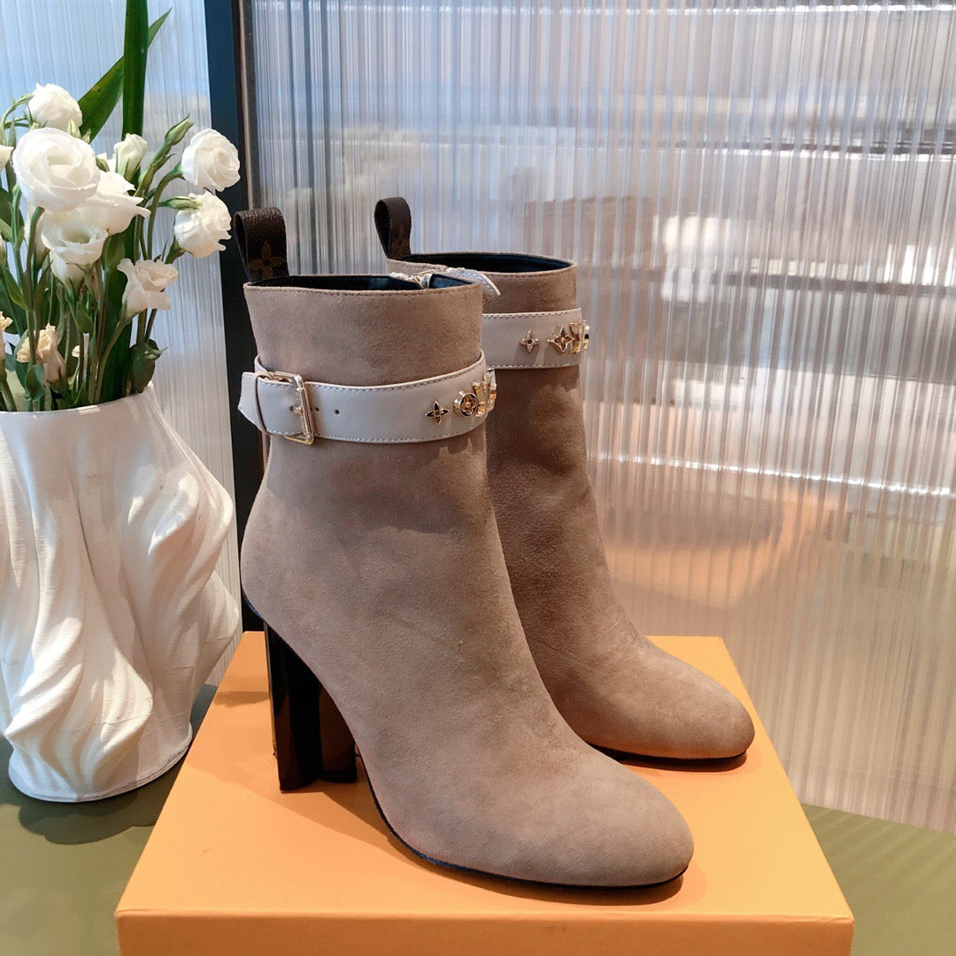 SE684  Size 4-11