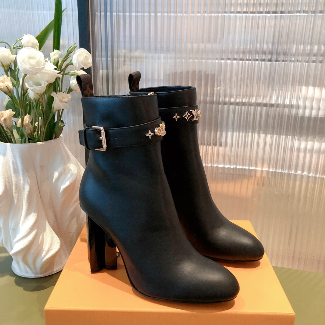 SE685  Size 4-11