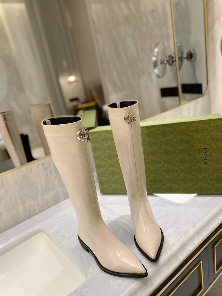 SE701  Size 5-10   Heels:3cm Shaft measures approximately 15.5” from arch Material: Cowhide  Lining: Sheep skin