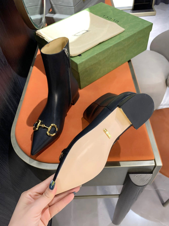 SE730  Size 4-10  Heels:2.4cm Material: Cowhide  Lining: Sheep skin Sole: Italian leather