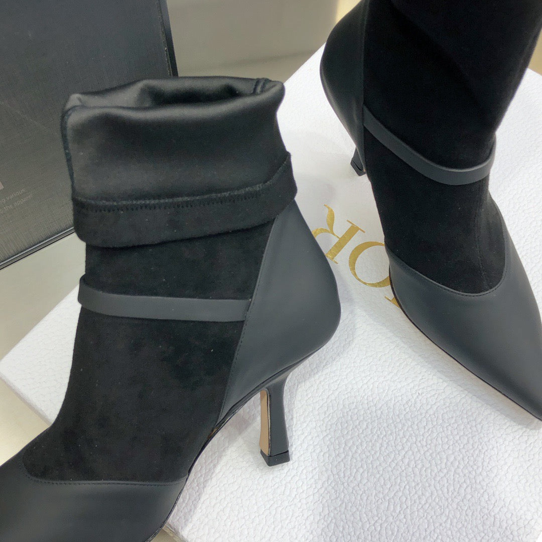 SE742  Size 4-11  Heels:8cm Material: Cowhide  Lining: Sheep skin Sole: Italian leather