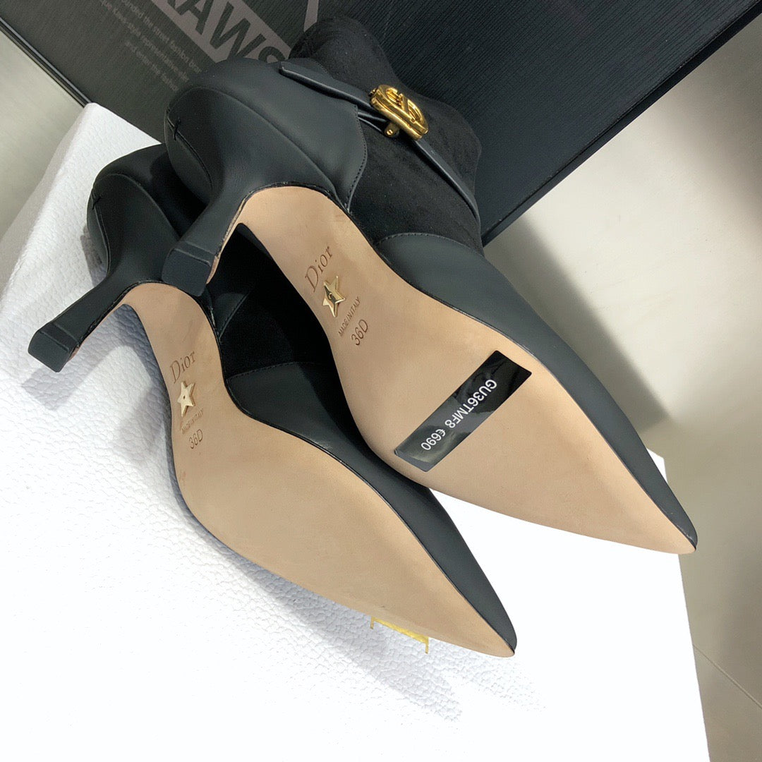 SE742  Size 4-11  Heels:8cm Material: Cowhide  Lining: Sheep skin Sole: Italian leather