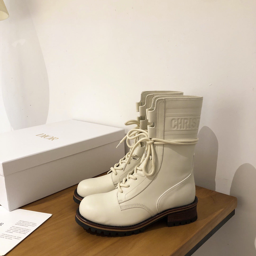 SE748  Size 4-9    Material: Cowhide  Lining: Cowhide Sole: Rubber