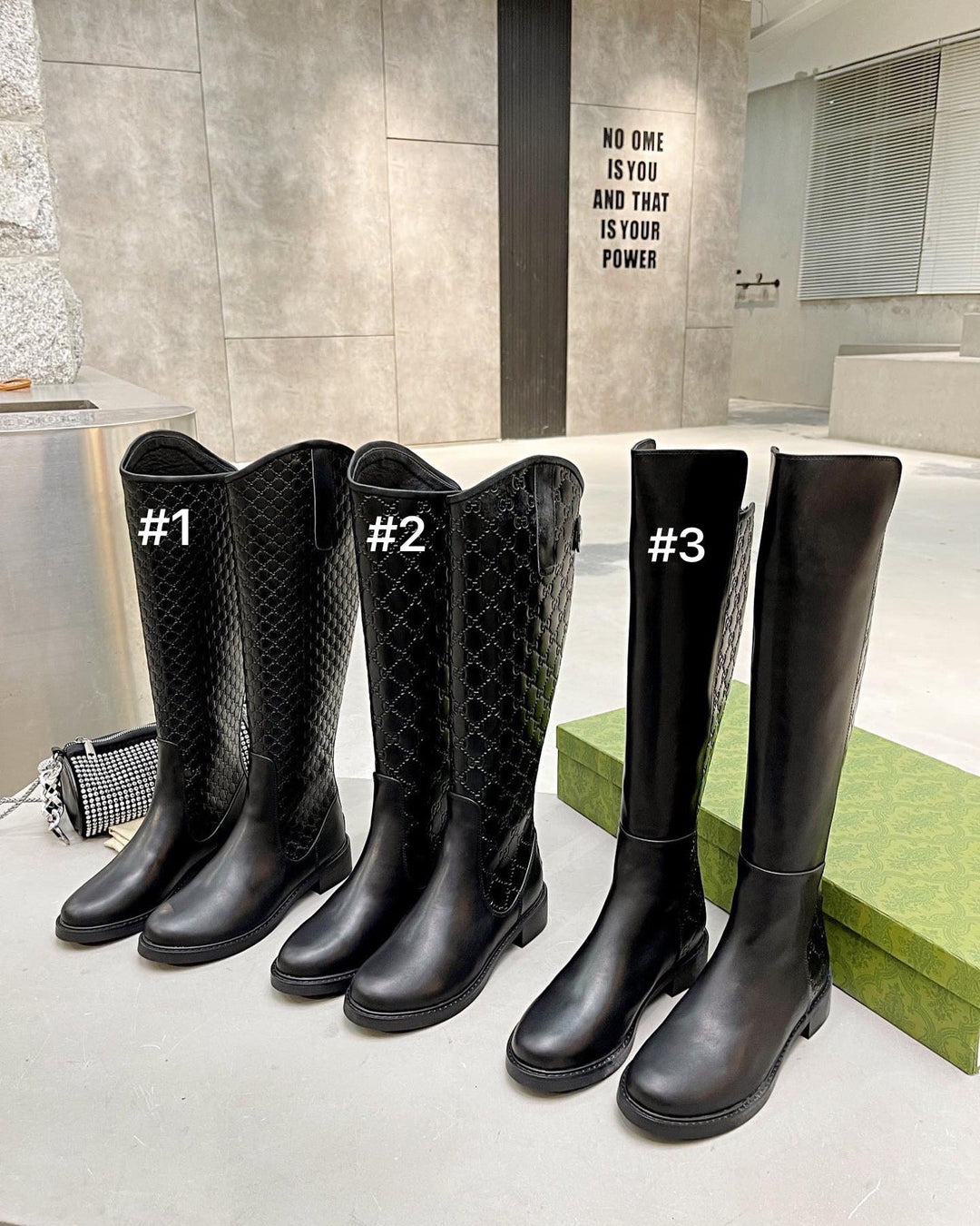 SE754 Size 4-10   approximately 17.7” from arch Material: Cowhide  Lining: Sheep skin Sole: Rubber