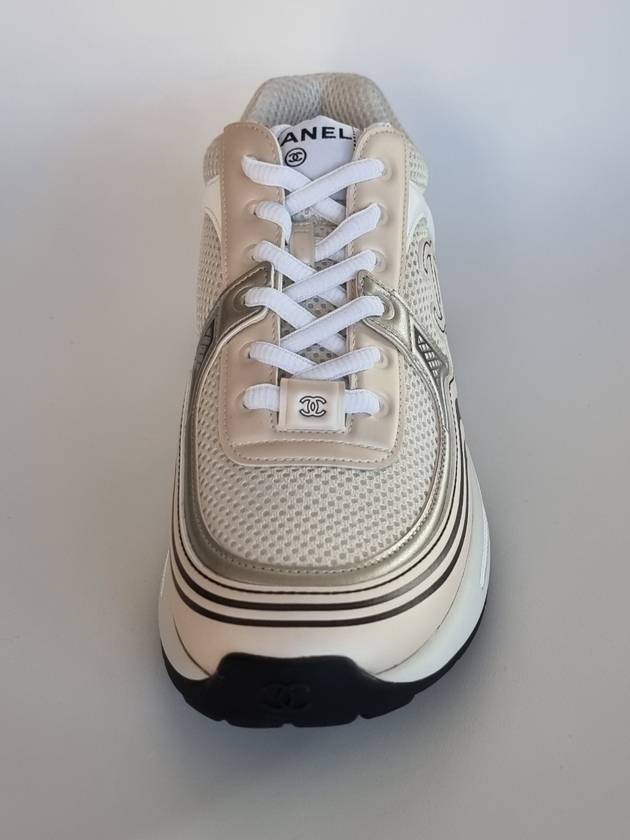 Women CC Logo Fabric Laminated Low Top Sneakers Silver Ivory Chanel