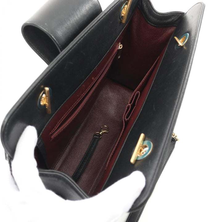 Top Quality Chanel Leather V-Stitch Shoulder Bag