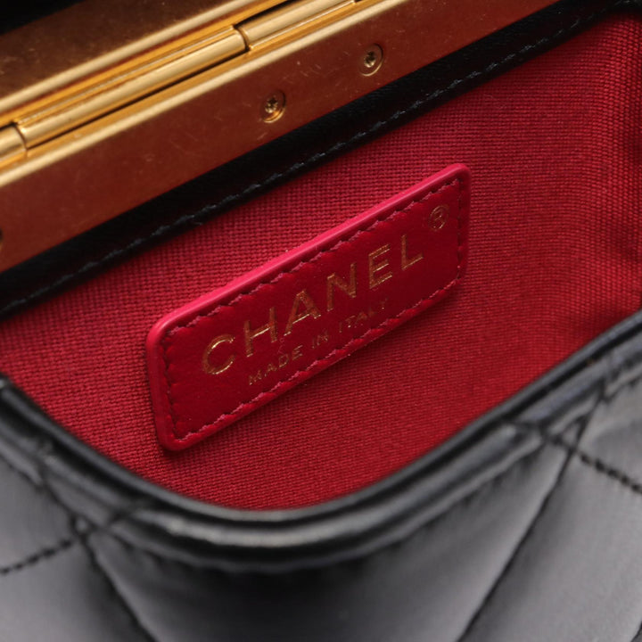 Top Quality Chanel Lambskin Matelasse Shoulder Bag Black
