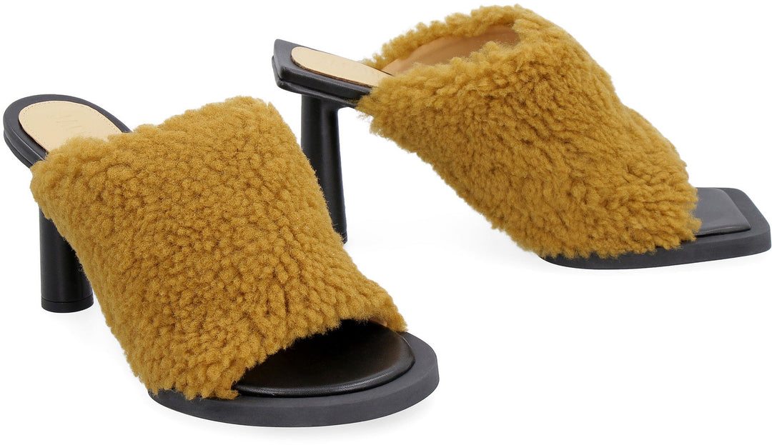 CARRÈ ROND LEATHER MULES
