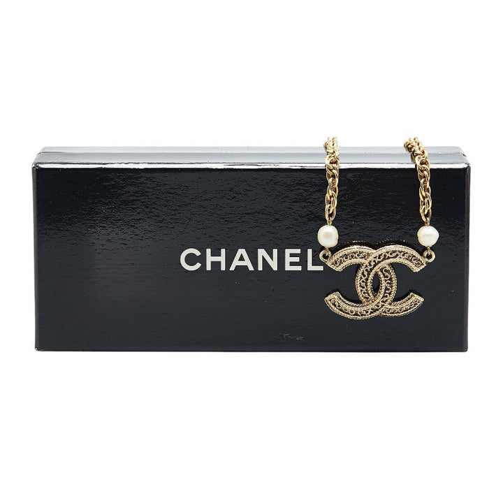 Top Quality Chanel Coco Mark Faux Pearl Chain Necklace