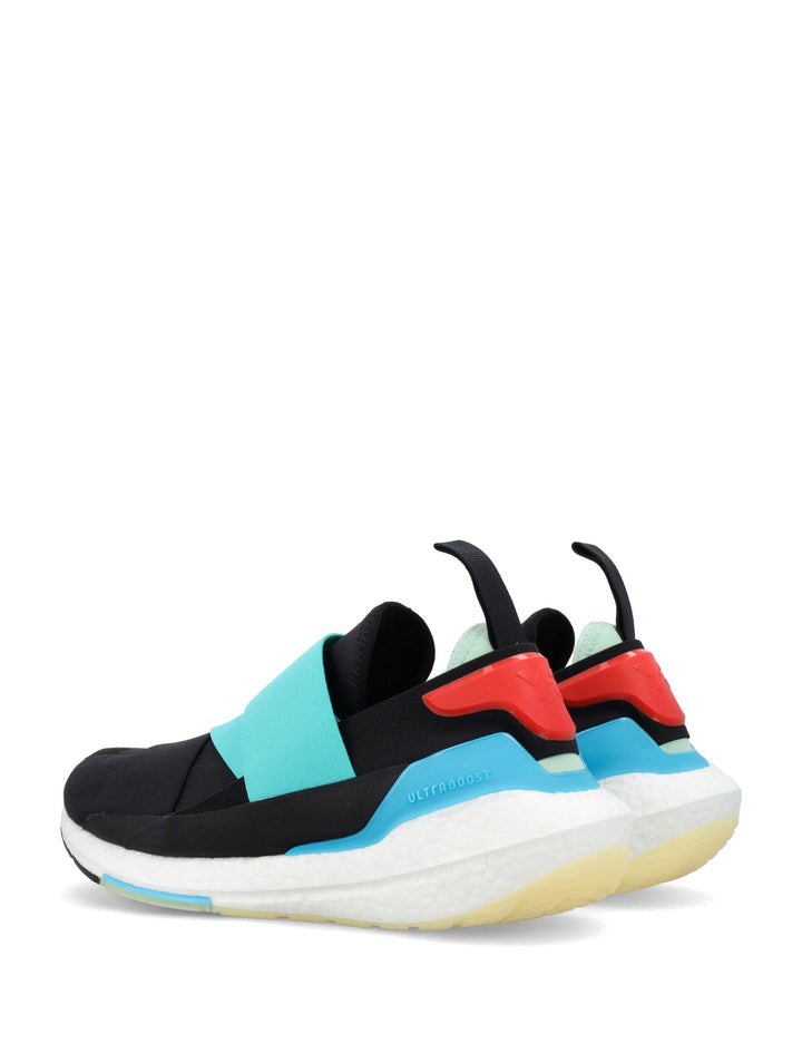 ULTRABOOST 22