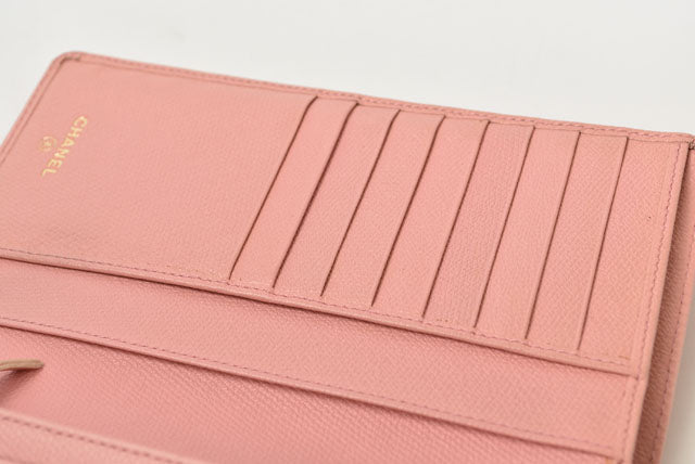 Top Quality Chanel Leather Long Wallet in Excellent Condition