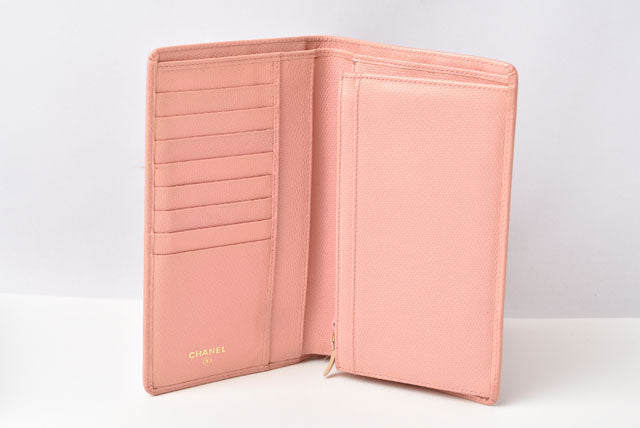 Top Quality Chanel Leather Long Wallet in Excellent Condition