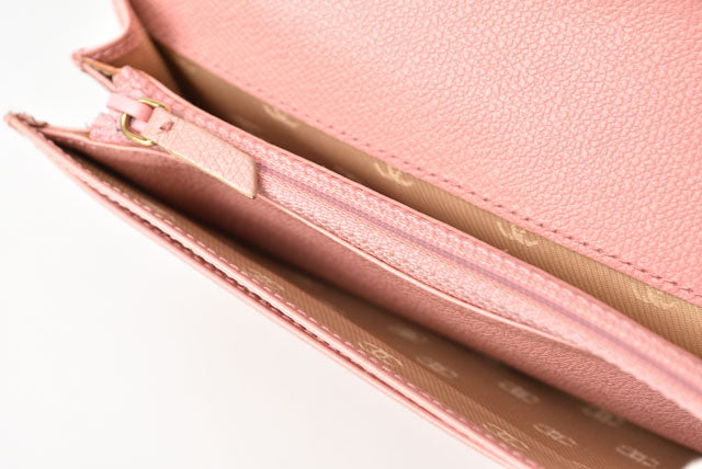 Top Quality Chanel Leather Long Wallet in Excellent Condition
