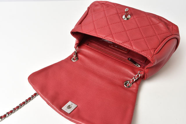Top Quality Chanel Leather Chain Shoulder Bag
