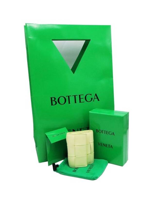 Bottega veneta Women s Half Wallet Bottega veneta 651372 Lemon Washed Lambskin Intrecciato Weaving 3 Stage Folded Zipper