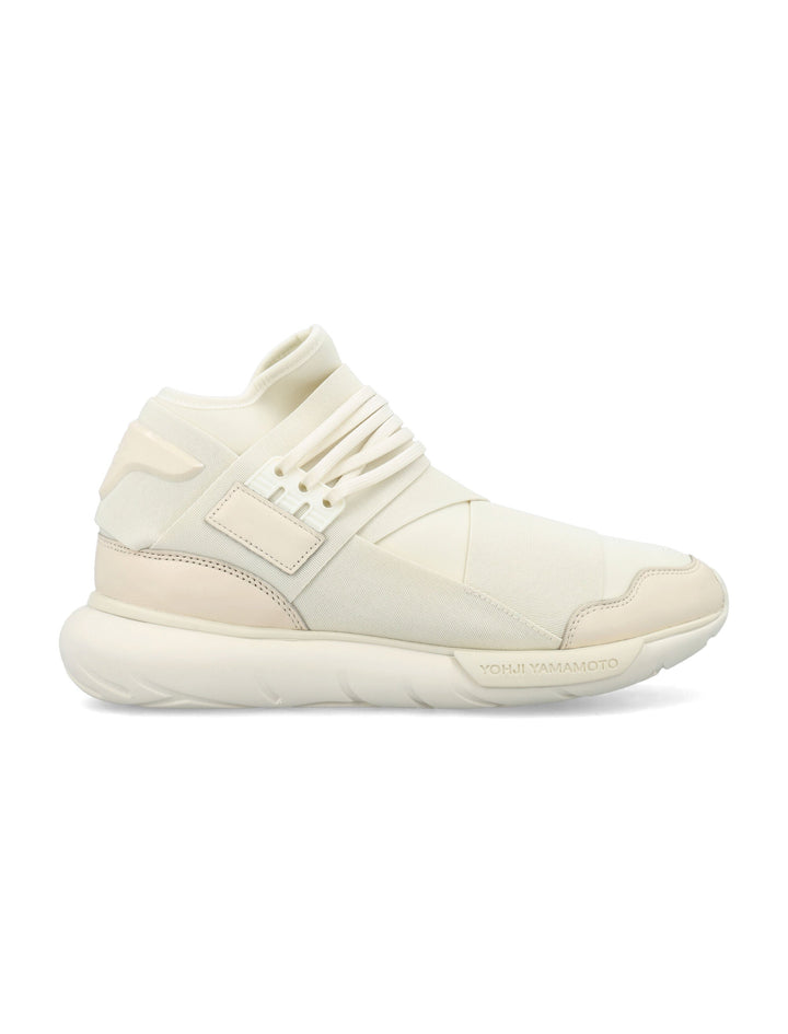 QASA SNEAKERS