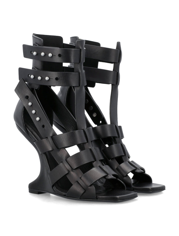 CANTILEVER SANDAL
