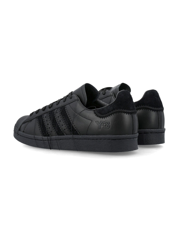 SUPERSTAR