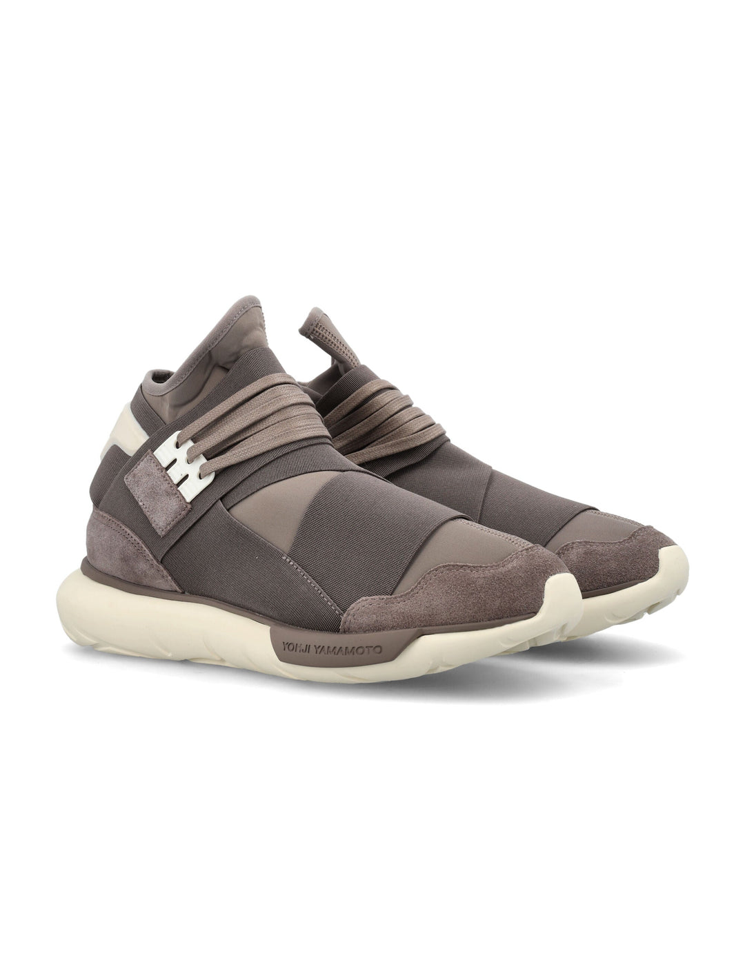 QASA HI SNEAKERS
