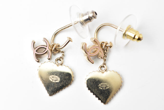Top Quality Chanel Swing Earrings CC Mark Heart Motif Pink Gold