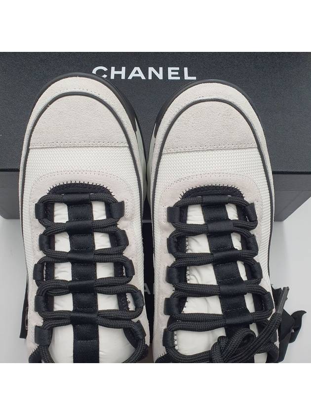 Fabric Suede Calfskin Low-Top Sneakers White Light Grey Chanel