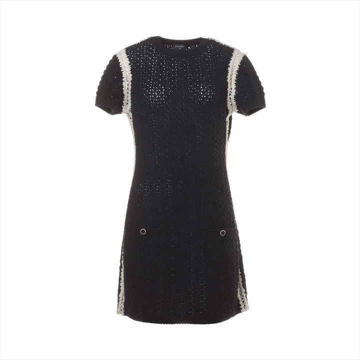 Top Quality Chanel Coconut Button P72 Silk e One Piece 36  Black