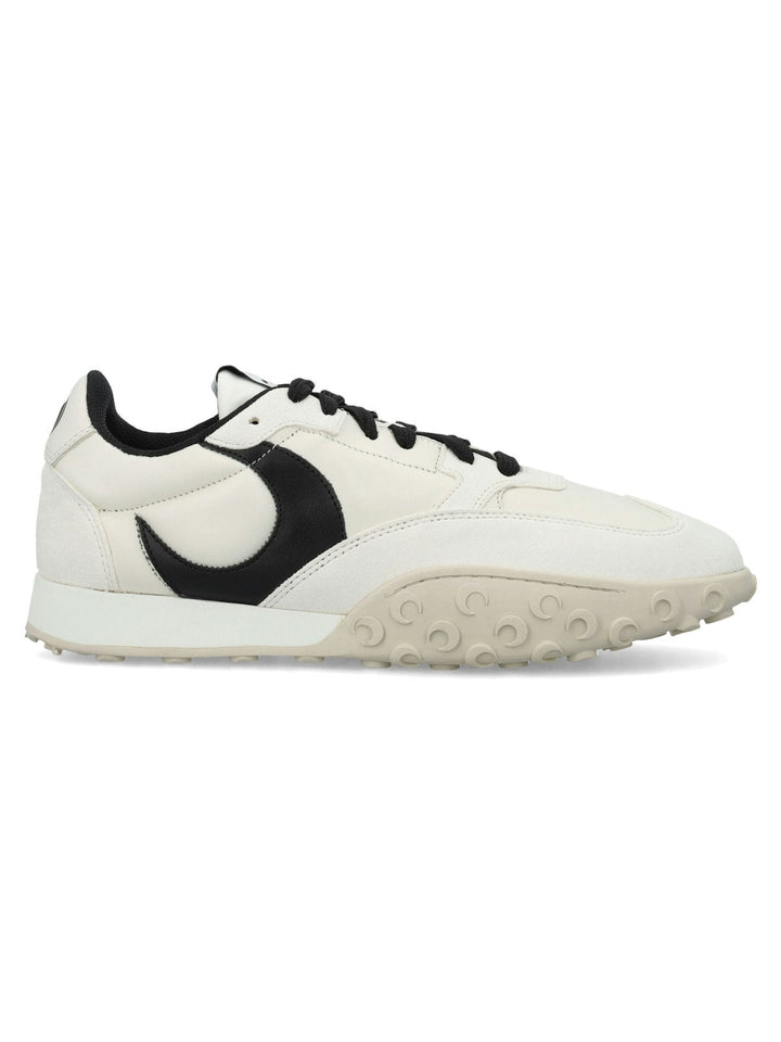 LOW-TOP MOON SNEAKER