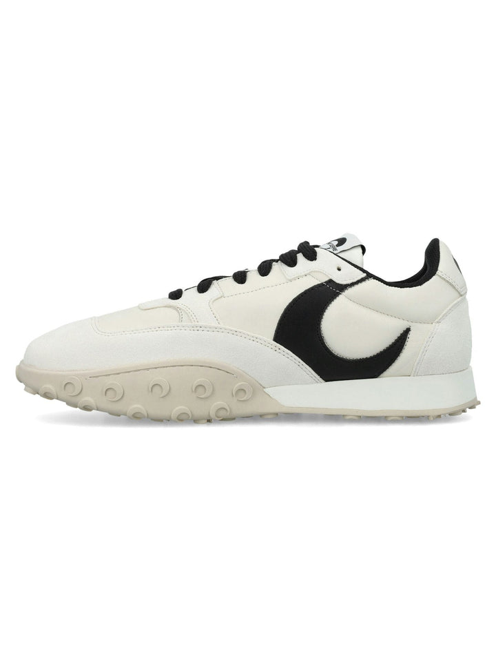 LOW-TOP MOON SNEAKER