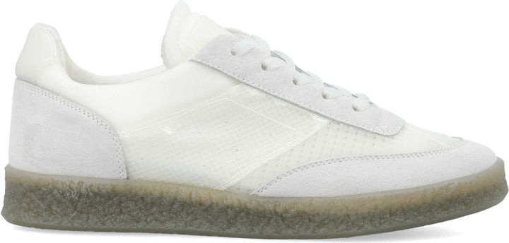 LOW-TOP SNEAKER