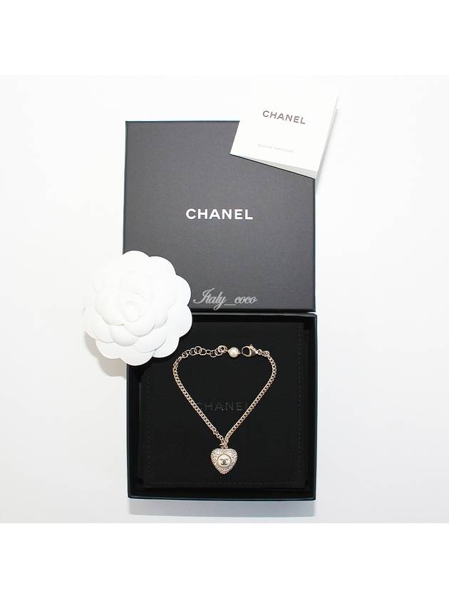 CC Heart Crystal Pendant Bracelet Gold Chanel