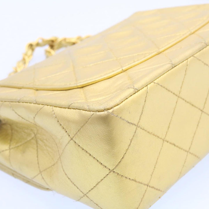 Top Quality Chanel Matelasse Chain New Shoulder Bag Leather Gold CC Auth 25305A
