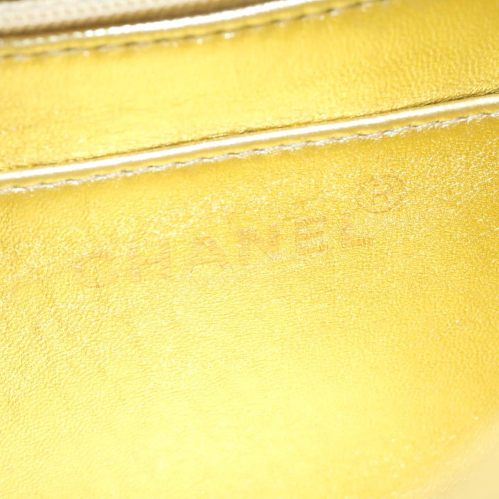 Top Quality Chanel Matelasse Chain New Shoulder Bag Leather Gold CC Auth 25305A